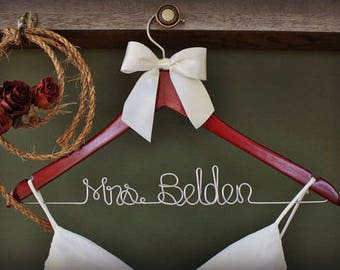 Wedding Hanger Ideas, Mrs Hanger bride, Mrs. Hanger for bride, Bridal Name Hanger, Wire Wedding Hanger, Wood Wedding Hanger, Getting Ready