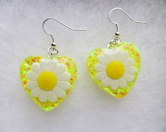 Daisy Spring Yellow White Glitter Festival Gypsy Carnival Kawaii Kitsch Resin Earrings Iridescent EDC