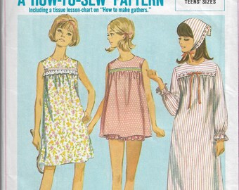 Sewing pattern - nightgown pattern - pyjamas pattern - Vintage Sewing Pattern - teen pattern - Size 12T Bust 32