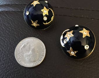 Vintage crescent moon earrings...free shipping!!