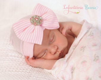 NEWBORN GIRL HAT, newborn hospital hat with bow, newborn girl hat, hospital newborn hat, newborn hat, infant hat, baby hat, baby bow