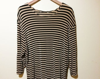 Long Sleeve 90's stretch fabric tee M/L