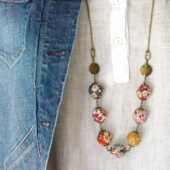 Liberty necklace, Boho necklace, Fall necklace, Textile beads, Textile jewelry, Red jewelry, Boho chic jewelry, Liberty prints, Fall colors