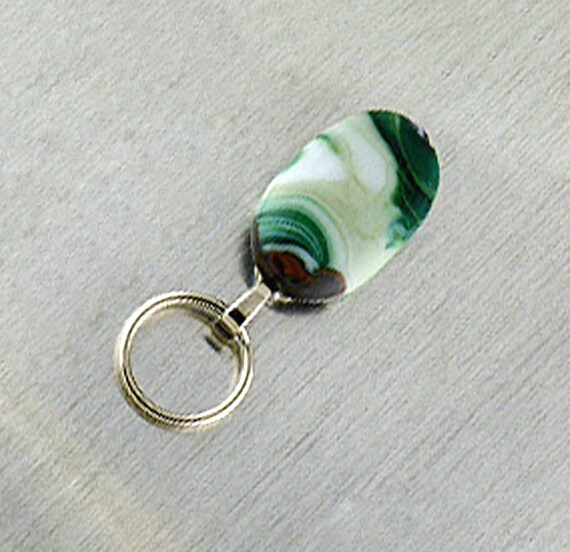 Decorative Badge Holder is perfect for office workers