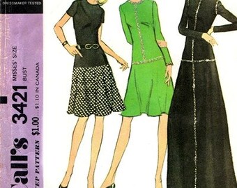 McCall's 3421 Glitzy Trimmed Dress 1972 / SZ8 UNCUT