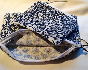 William Morris Print Zipped,Lined Set of Two Handy Bags.