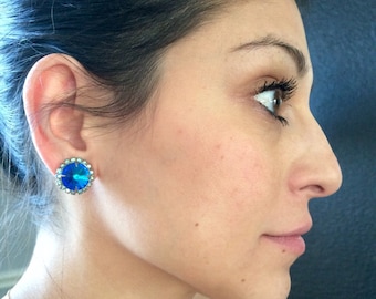 Beautiful Vintage Blue Clip on Earrings