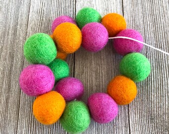 Kids Room Decor, Felt Ball Garland, Pom Pom Garland, Felt Ball Bunting, Felt Pom Poms, Nursery Decor, Baby Shower Garland, Wool Balls, Pink