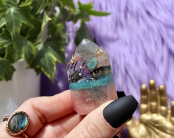 Orgonite® - Crystal Point - Orgone Generator® - Self Love - Crystals - Handmade - EMF Protection - Quartz - Good Vibes - HoodXHippie