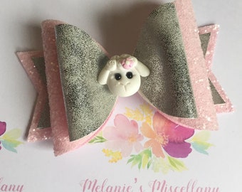 Spring Lamb Double Bow Clip