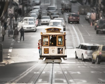 Car 23 downtown at Sutter Street