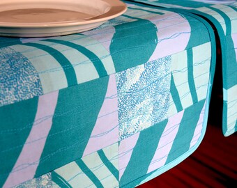 Quilted placemats Marimekko fabric - teal blue placemats - Marimekko Silkkikuikka - blue placemats - summer table decor - Marimekko Hamaja