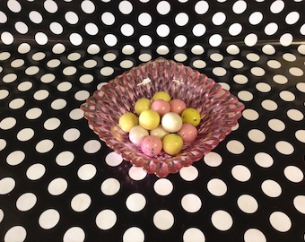 Perfectly Pink~Pink Glass Bowl~Miss America~Diamond~Vintage~6.5" Wide