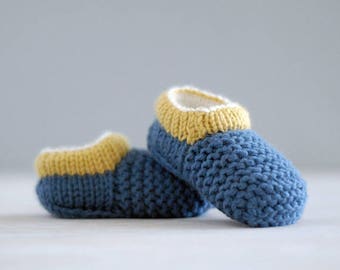 Baby booties knitting pattern - a baby shoe pattern that stays on - instant download and photo tutorial