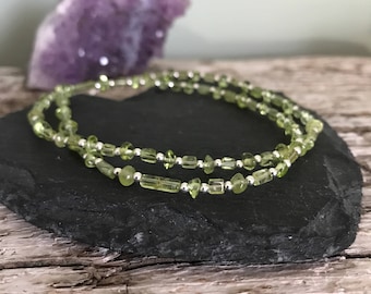 Dainty Peridot Necklace, Nugget Necklace, August Birthstone Necklace, Peridot Jewellery, Thin Gemstone Necklace
