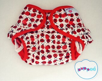 puppee pul diaper cover size M ladybird snaps with ruffle on the bottom