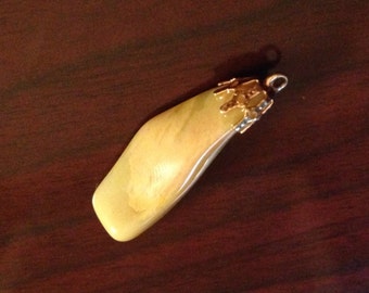 x Vintage Yellow Rock Enamel Pendant