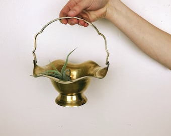 Vintage Brass Basket// Brass Basket// Easter Decor// Brass// Basket// Easter