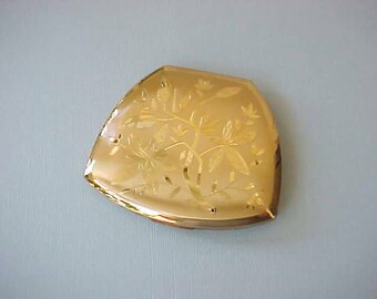 Pretty Vintage Elgin American Powder Compact