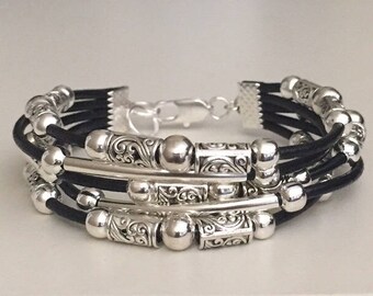 Women's leather bracelet/Beaded leather bracelet/Bohemian jewelry/Boho bracelet/Silver plated leather bracelet/Fashion jewelry/Black