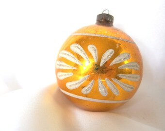 Vintage Gold and White Christmas Ornament - Large USA Ornament
