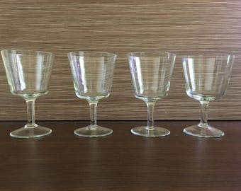 Vintage drinking glasses - Set of 4 Sherry Glasses - Colored glasses - beautiful glasses - Champagne glasses