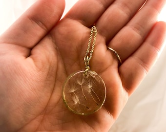 Make a wish! Dandelion necklace