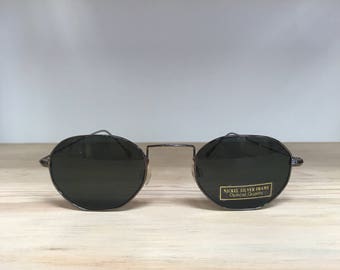 Vintage sunglasses Gold or gunmetal