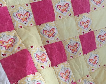 Beautiful Baby Quilt with Butterflies Design