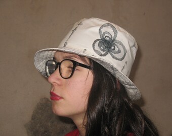 grey and White Sun Hat