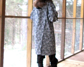 CUSTOM Dress in a wedge shape wraps in front and in back