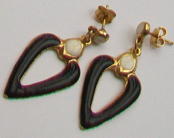 Black and White in Gold Tone Dropper Earrings