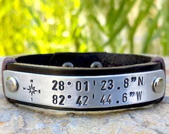 Personalized GPS Coordinates Leather Bracelet, Gift for Mens, Compass Rose, Custom Coordinates Leather Bracelet, Longitude Latitude Jewelry