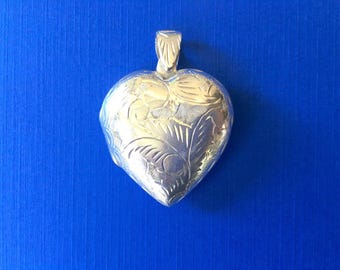 Very Pretty Large Sterling Silver Heart Shaped Locket with Engraved Design