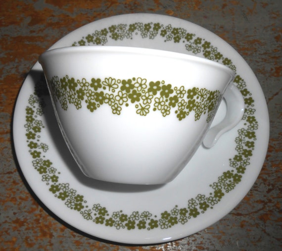 Vintage Tea Cups Corelle Crazy Daisy Spring Blossom Retro Vintage Tea Cups Corelle Crazy Daisy Spring Blossom Retro