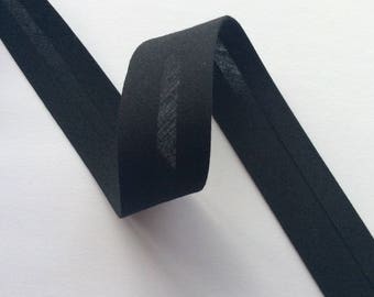 Bias Binding black 22 mm The Weavers Mill