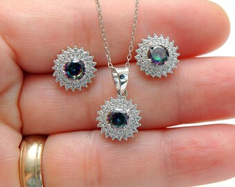 V3 Jewelry Sterling Silver 3.30 Carat Natural Tanzanite and White Topaz Flower Flower Stud Earrings main image 0