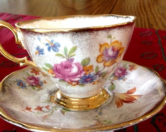 Vintage Royal Albert Bone China made in England teacup and saucer