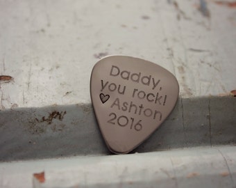 Daddy You Rock, Father's Day Guitar Pick, Men's Gift, Gift for Daddy, Custom Guitar Picks, Gift for Dad from Daughter
