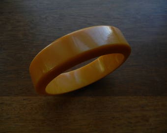 Bakelite Bangle Bracelet ~ Swirled Rustic Orange