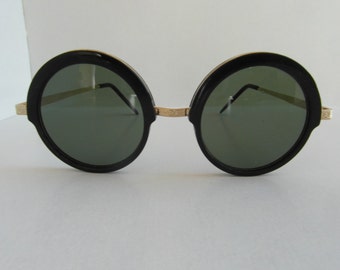 Vintage Black & Gold Round Sunglasses