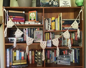 Macrame Garland // Bunting // Flag Banner // Wall Hanging