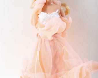 Peaches and Cream Barbie, Princess, Girl, Blonde, Blue Eyes, Pink Dress, Plastic, Doll, Toy, Children, Collection, Vintage ~ 170524