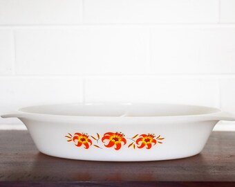 Vintage Agee / Crown Pyrex Oblong Divided Dish - Tiger lily Pattern - 70's Era
