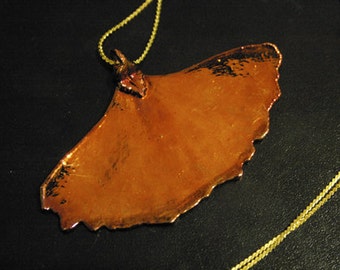 Real Ginkgo leaf iridescent copper pendant necklace