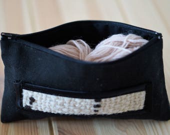Fabric with woven detail black and white - Newen weaving Kit