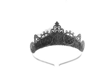 Arya Black Filigree Tiara - by Loschy Designs