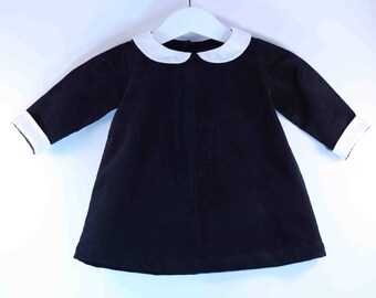 Black baby dress with Peter Pan collar / / corduroy