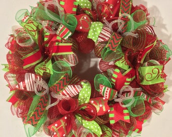 Christmas wreath, Christmas wreaths, wreath, mesh Christmas wreath, holiday wreaths, red and green mesh holiday wreath Christmas decor