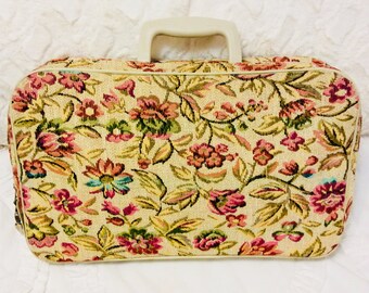 Mod Flower 1960s Small Suitcase or Train Case Cream White Pink Green Luggage Carry On Storage Case